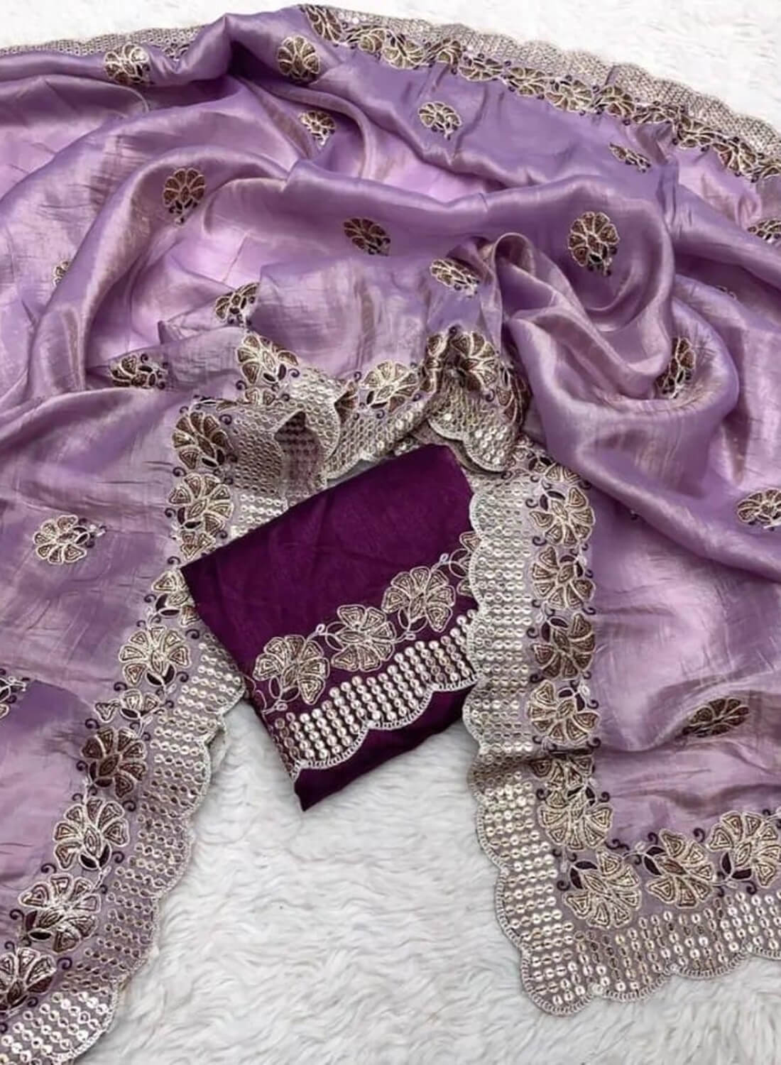 Gold Crush Saree with C Pallu Butta Work
