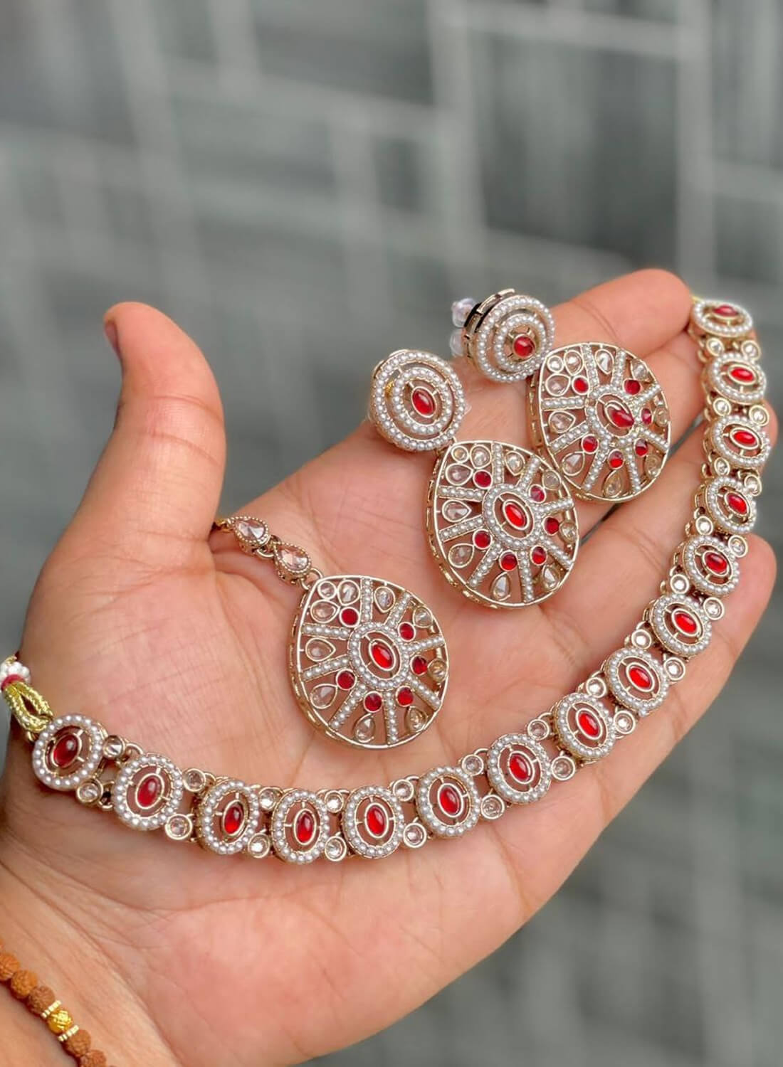 Beautiful Premium Quality Polky Work Stone Choker with Earrings and Tika