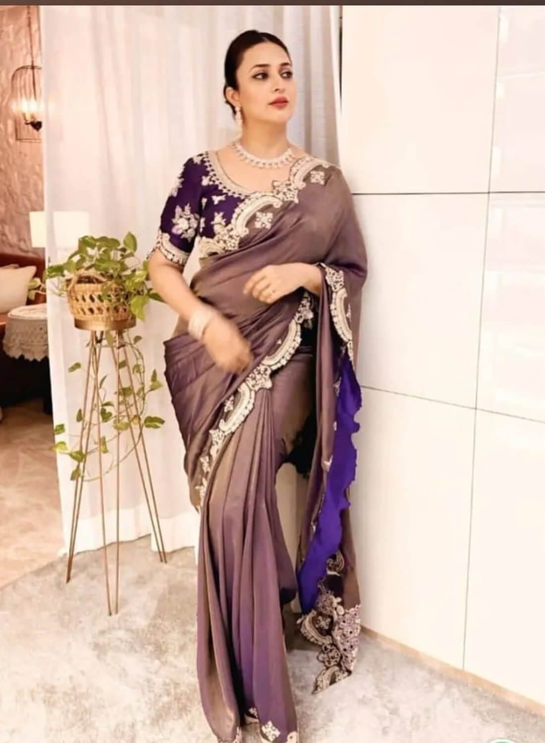 Designer Soft Silk Saree with Scallop Border Premium Zari Embroidery Look